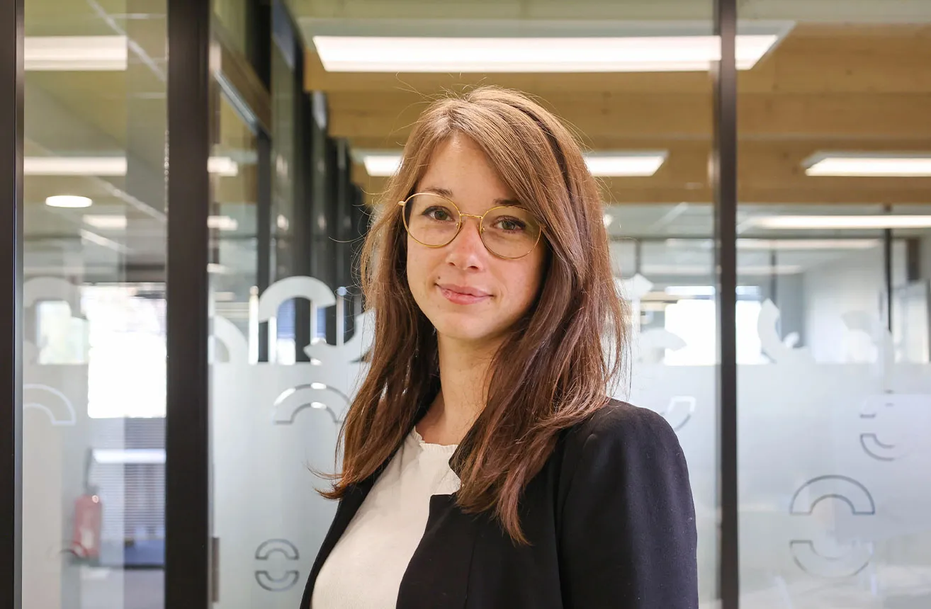 photo portrait de face Aurelie Magdelaine Gesec