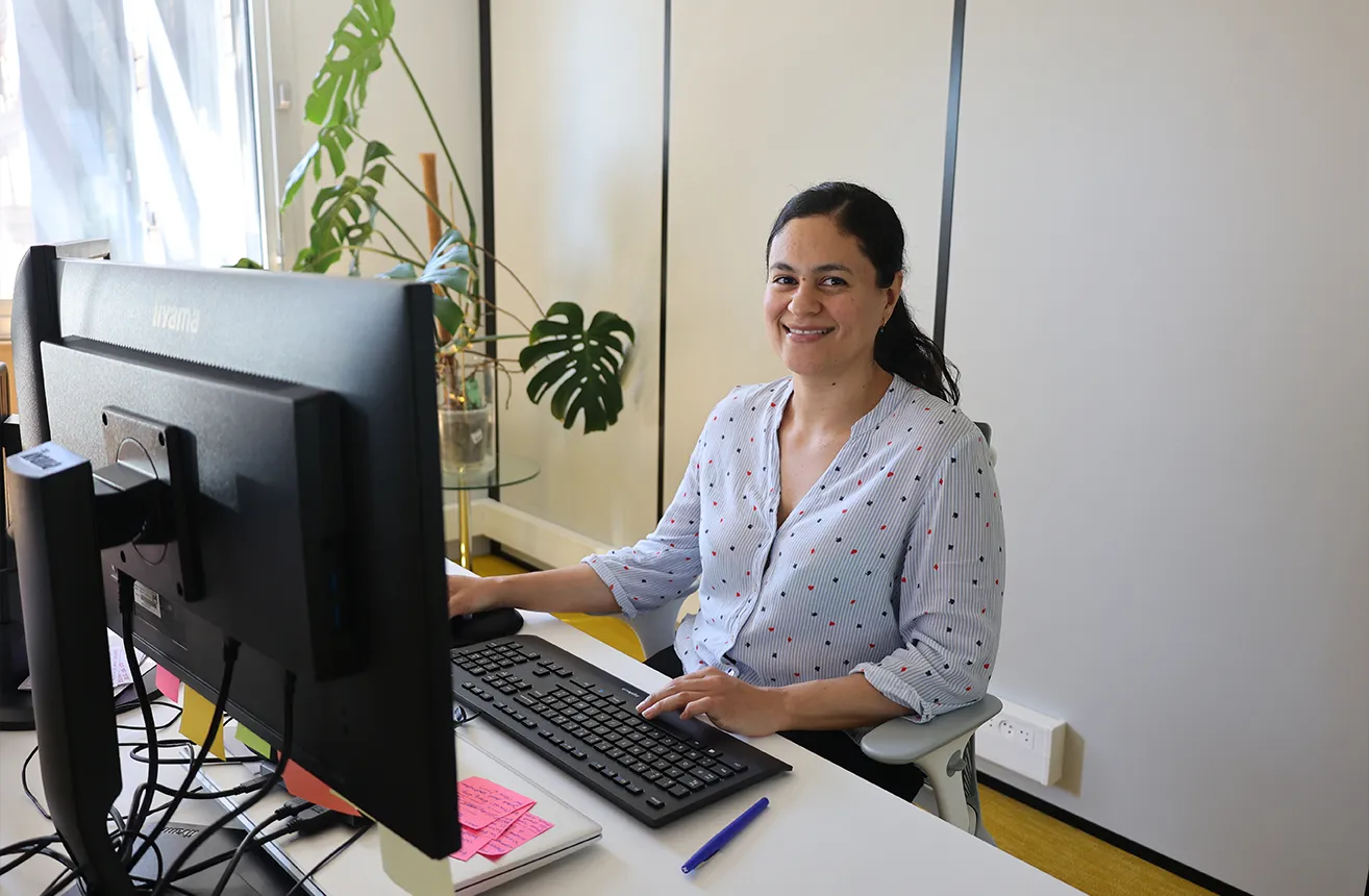 photo Estefania chargee RH recrutement bureau ressources humaines Gesec